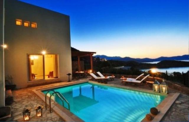 Villa Collection