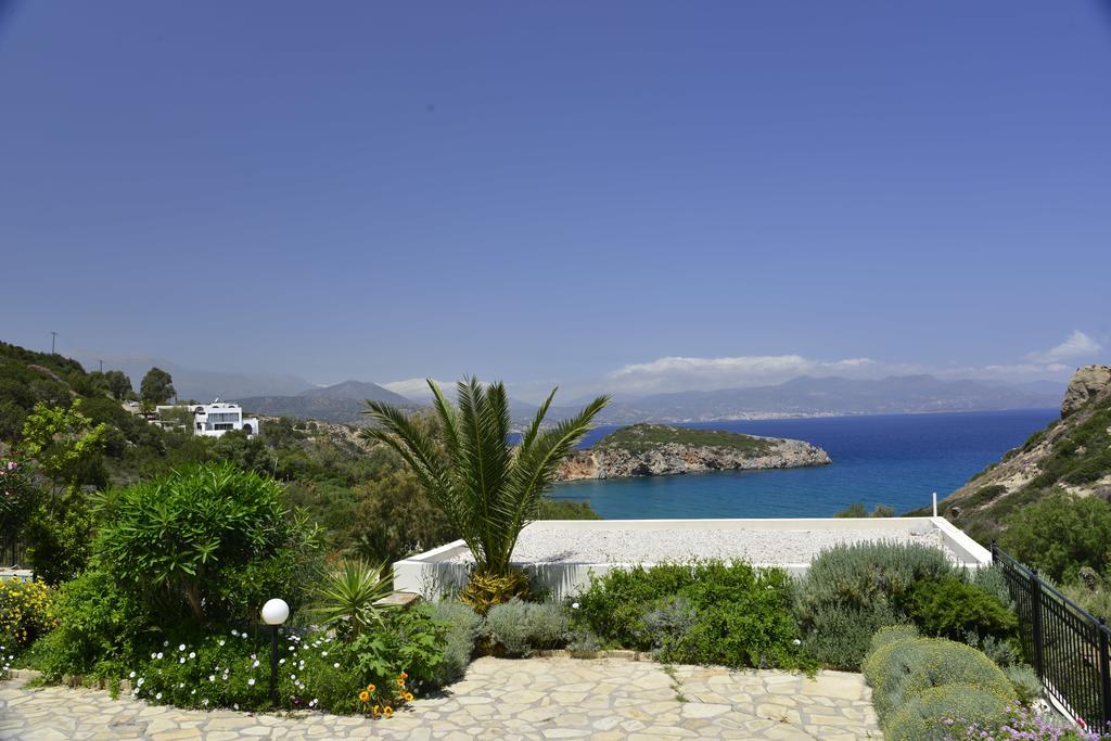 Villa Collection