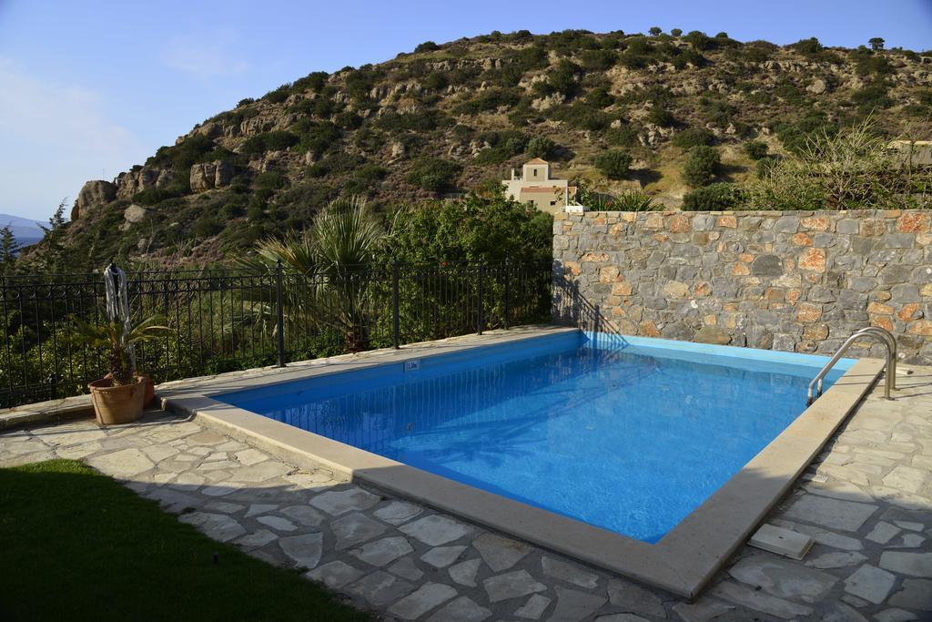 Villa Collection *